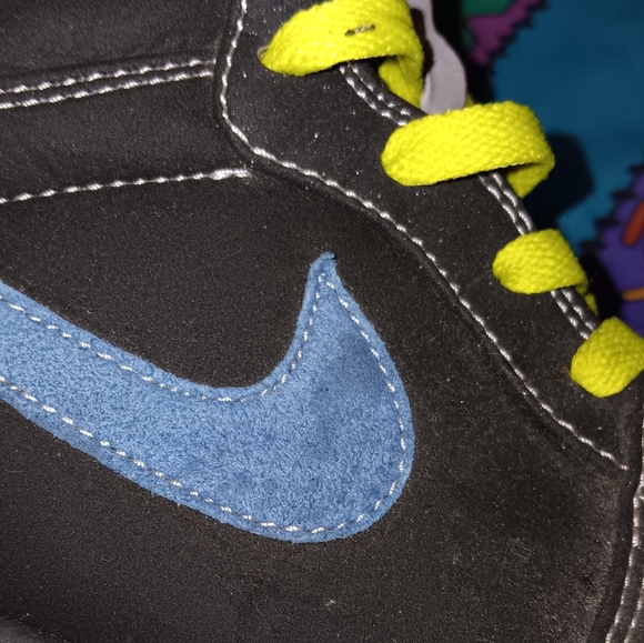 2010 Jordan 1 Cyber Black Blue Sapphire Retro High Shoes Vintage Nike - Picture 9 of 12